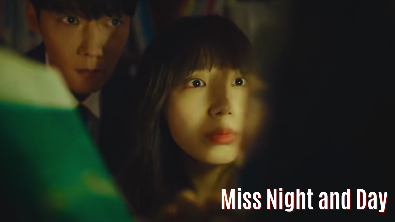 Miss Night and Day episode 2 : Gye Ji Ung visits Lee Mi Jin's house to retrieve a lost file. Her mother proudly mentions Lee Mi Jin's civil servant role. Lee Mi Jin promises to help but struggles to find the file, becoming younger at night to seek Gye Ji Ung's help again.
